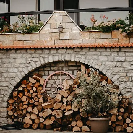 Obrava Semi Double With Balcony Overlooking The Inner Courtyard *